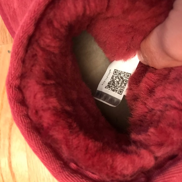 NEW UGG MINI SWAROVSKI CRYSTAL BOOT - Picture 6 of 9